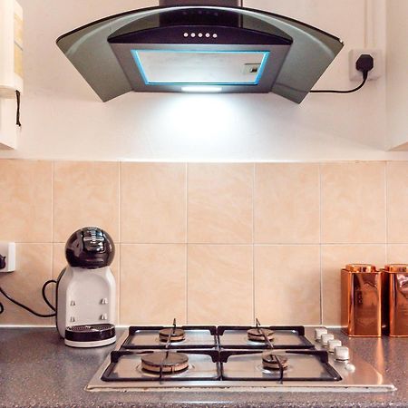 לונדון Spacious Maida Vale 2 Bed Apartment מראה חיצוני תמונה