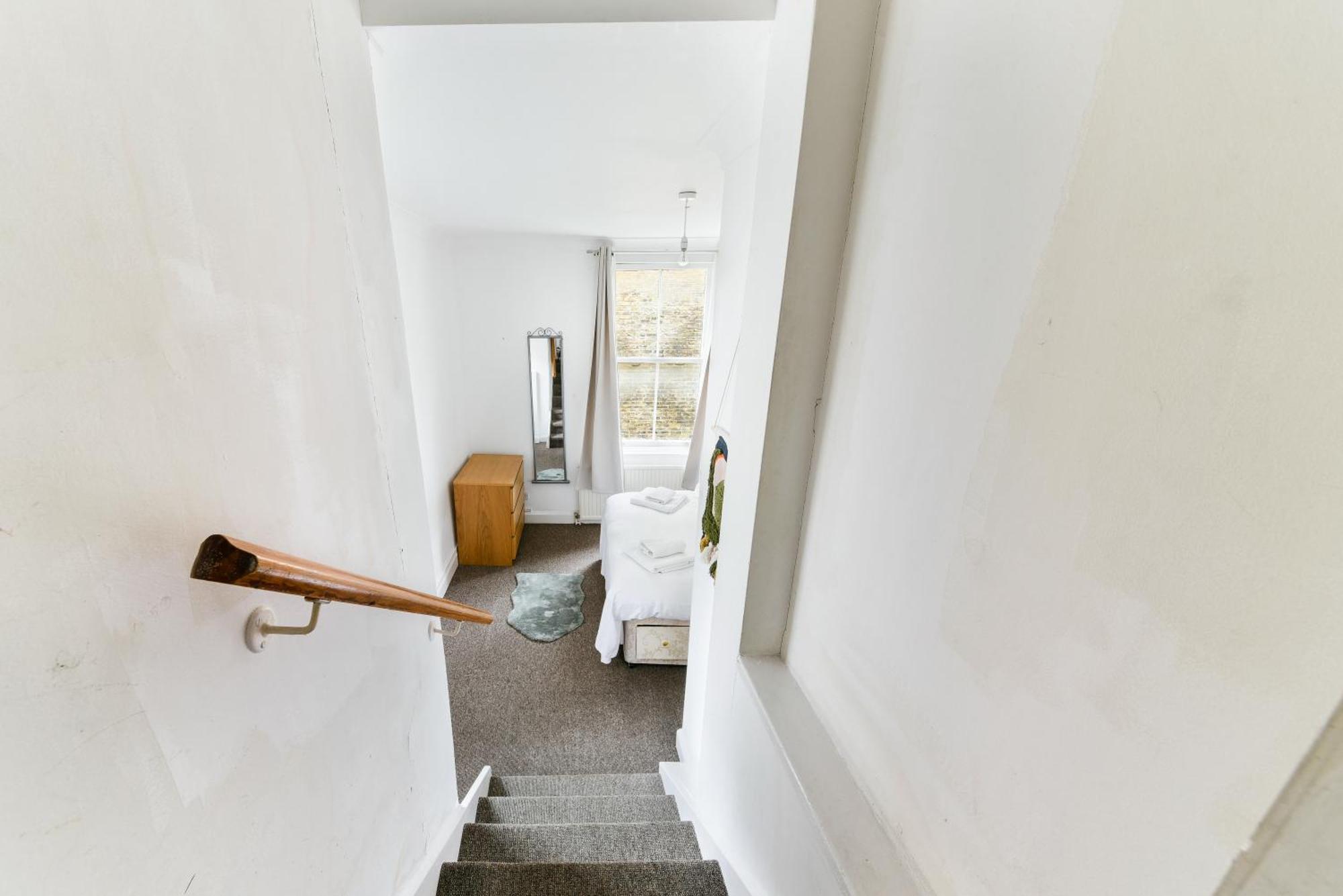 לונדון Spacious Maida Vale 2 Bed Apartment מראה חיצוני תמונה
